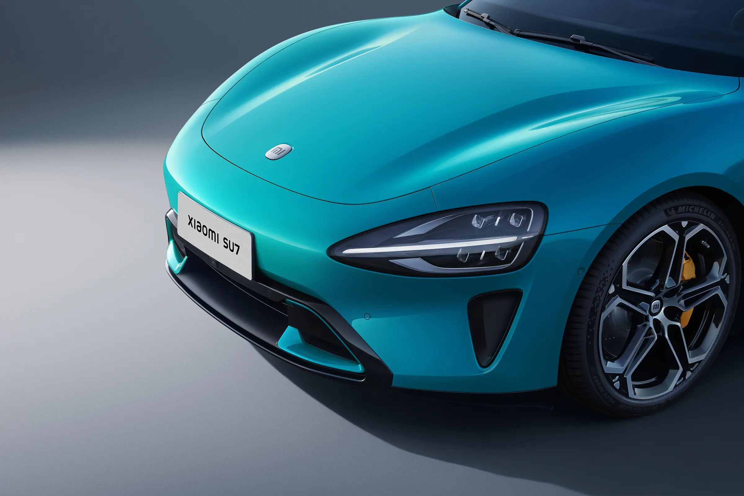 XIAOMI SU7