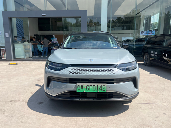 C11 Extended Range 300 Premium Edition + Leather Optional Package